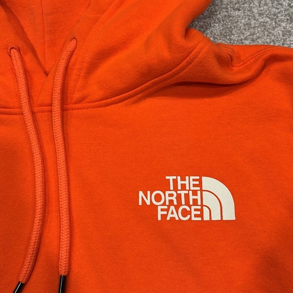 Men’s North Face Never Stop Exploring Hoodie - Picture 2 of 4